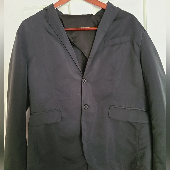 Super trendy nylon look/ feel blazer - Picture 2 of 5